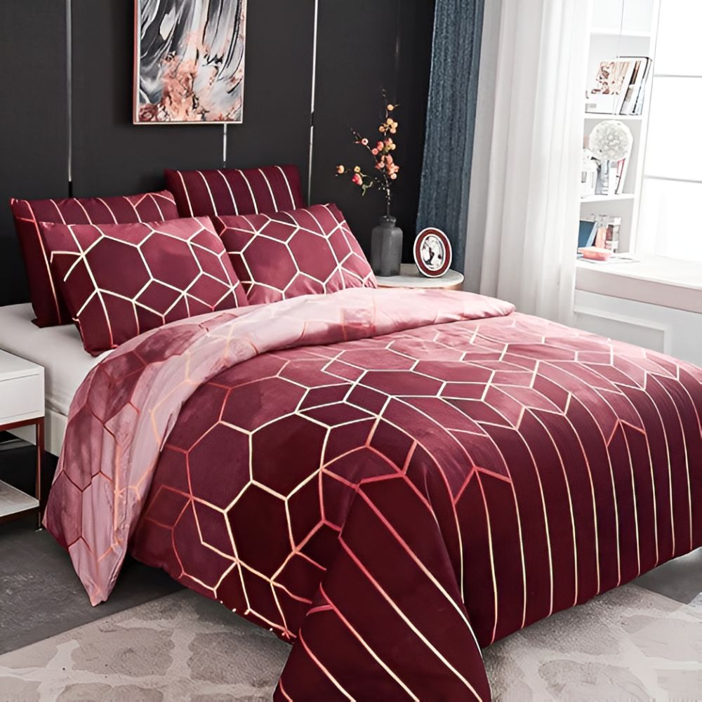 Golden Cosmo Hive | 3pcs Quilt Cover Sets