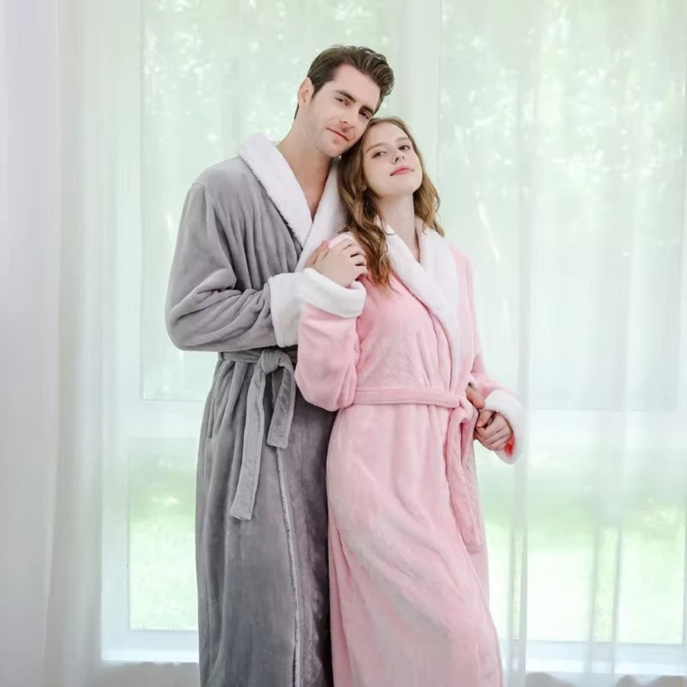 Plush Fleece Contrast Trim Bathrobe