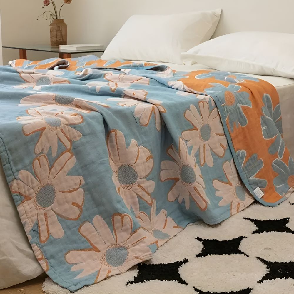 Summer-Ready Daisy Cotton Blanket